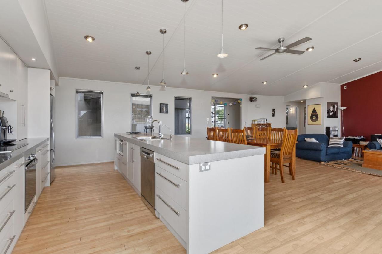 Restful Ruakaka - Ruakaka Holiday Home Экстерьер фото