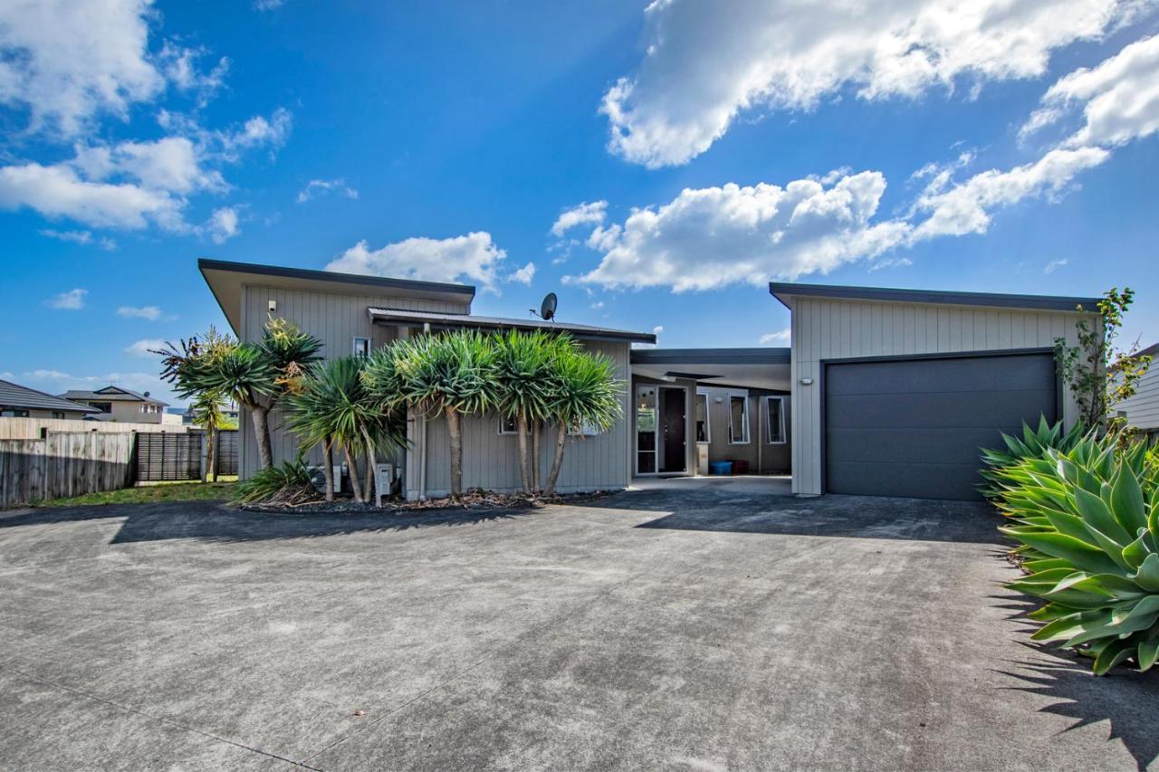 Restful Ruakaka - Ruakaka Holiday Home Экстерьер фото
