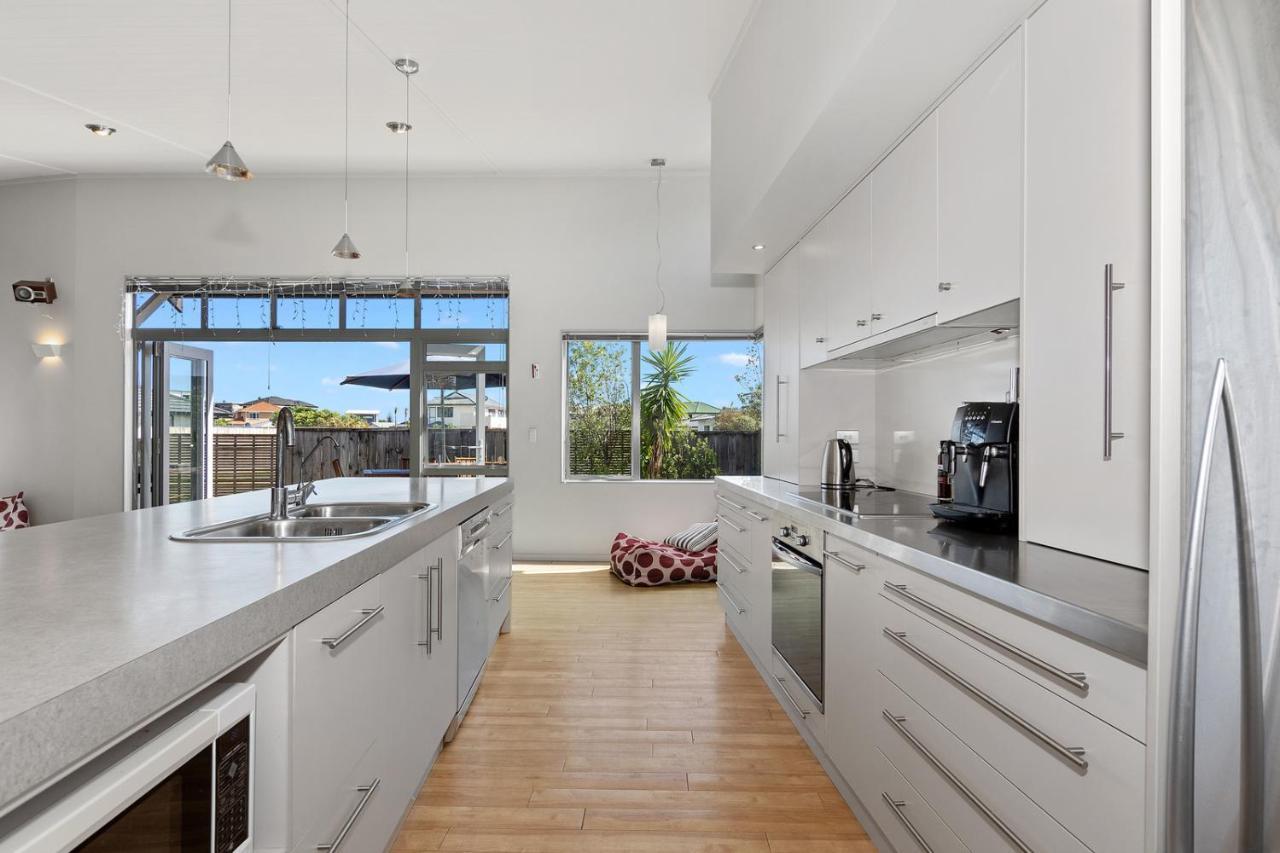 Restful Ruakaka - Ruakaka Holiday Home Экстерьер фото
